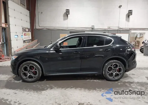 2019 Alfa Romeo Stelvio Ti Awd z USA, uszkodzony, nr VIN ZASPAKBN3K7C57347